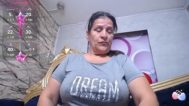 Snapshot of karito_mature17 chatting on November 19, 2025, 11:21 am karito mature17 online show from November 19, 2025, 11:21 am