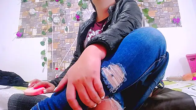 Snapshot of MaidenGame chatting on November 20, 2025, 4:07 pm MaidenGame online show from November 20, 2025, 4:07 pm