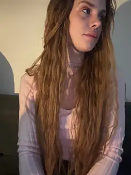 EmiliaCatalina online show from May 31, 2026, 12:38 am