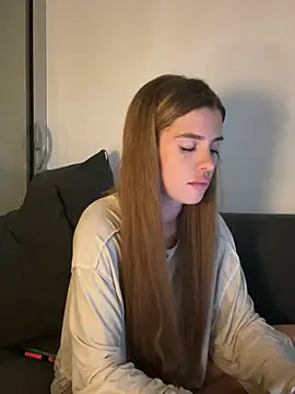 EmiliaCatalina online show from March 19, 2026, 11:27 pm