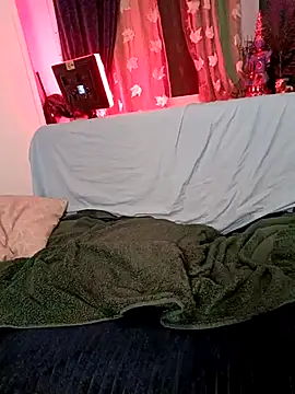 Snapshot of LillyAmore chatting on March 7, 2025, 11:05 pm LillyAmore online show from March 7, 2025, 11:05 pm