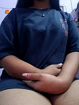 Snapshot of Harpreet_49 chatting on November 21, 2025, 6:45 am Harpreet 49 online show from November 21, 2025, 6:45 am