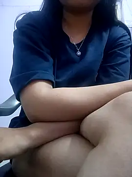 Snapshot of Harpreet_49 chatting on March 3, 2025, 9:24 am Harpreet 49 online show from March 3, 2025, 9:24 am