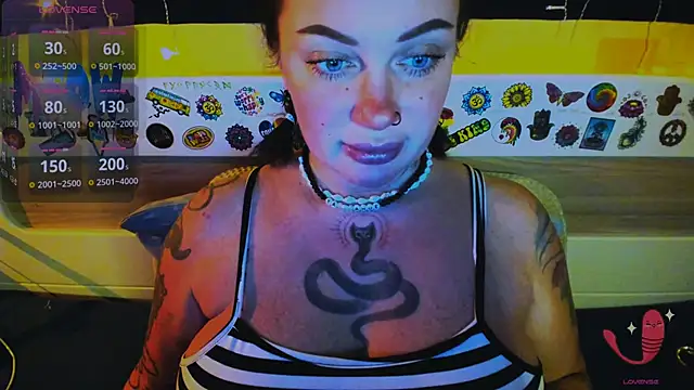 EllieOz online show from January 6, 2026, 3:27 pm