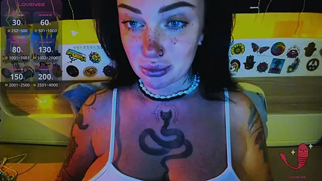 EllieOz online show from February 11, 2026, 5:13 pm