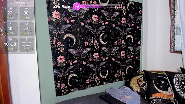 Snapshot of Marinnett11 chatting on September 9, 2025, 1:53 pm Marinnett11 online show from September 9, 2025, 1:53 pm