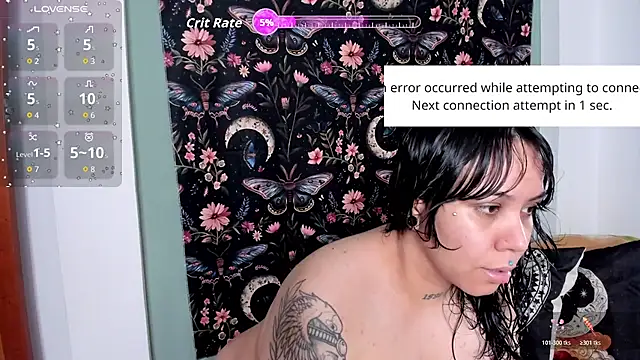 Snapshot of Marinnett11 chatting on November 10, 2025, 2:11 pm Marinnett11 online show from November 10, 2025, 2:11 pm