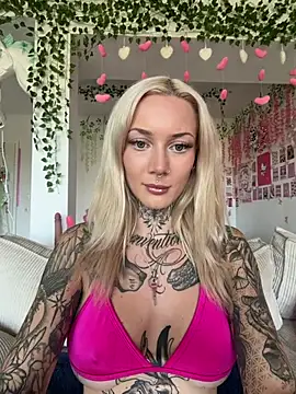 Stella-Kink online show from July 25, 2026, 11:05 am