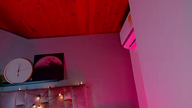 nahomi campbell online show from February 2, 2026, 7:35 pm