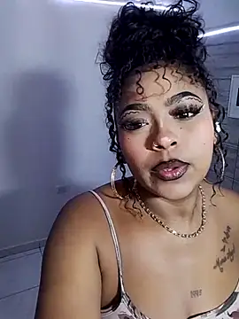 miss-jackson1 online show from April 19, 2026, 9:39 pm