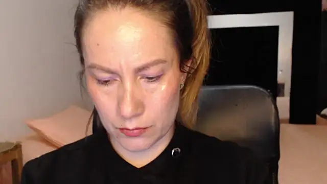 Snapshot of CATRINA-83 chatting on May 29, 2026, 7:53 pm CATRINA-83 online show from May 29, 2026, 7:53 pm