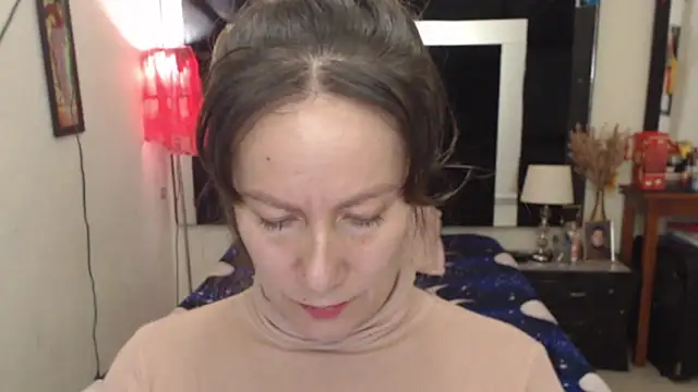 Snapshot of CATRINA-83 chatting on October 18, 2025, 2:41 pm CATRINA-83 online show from October 18, 2025, 2:41 pm