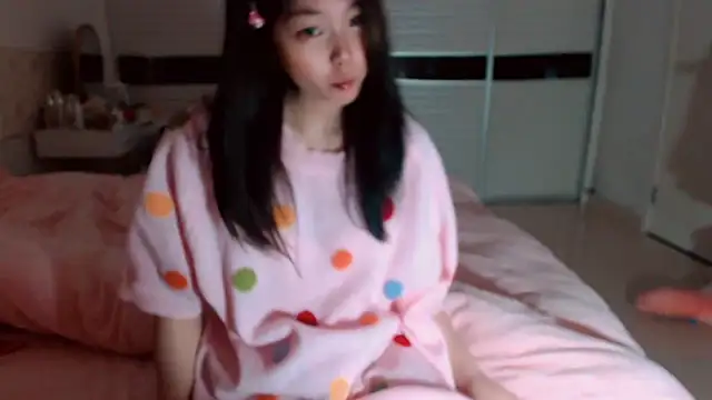 -Lucky Girl online show from February 22, 2026, 1:41 am