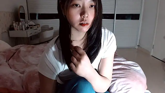 -Lucky Girl online show from March 15, 2026, 12:23 pm