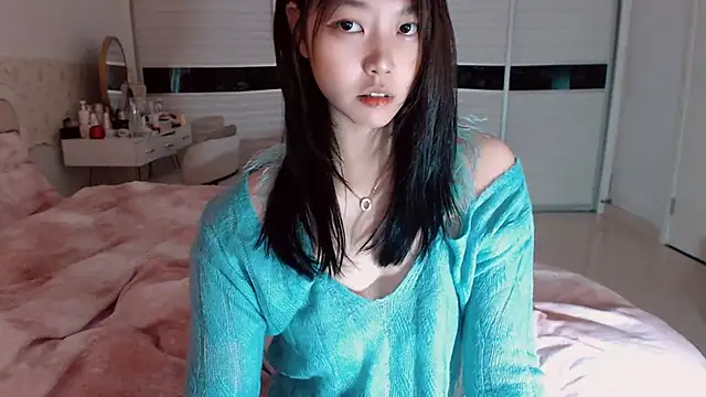 -Lucky Girl online show from March 22, 2026, 2:04 am