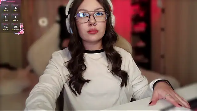 Snapshot of Sinigami__ chatting on February 25, 2025, 10:53 pm Sinigami online show from February 25, 2025, 10:53 pm