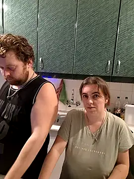 Snapshot of Jassiundich2 chatting on November 28, 2025, 9:37 pm Jassiundich2 online show from November 28, 2025, 9:37 pm