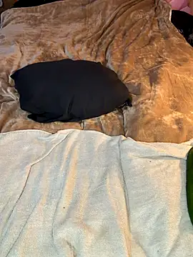 Snapshot of tmona1917 chatting on November 21, 2025, 9:52 am tmona1917 online show from November 21, 2025, 9:52 am