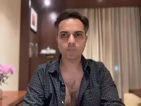 Snapshot of immog727 chatting on March 11, 2025, 5:02 pm immog727 online show from March 11, 2025, 5:02 pm