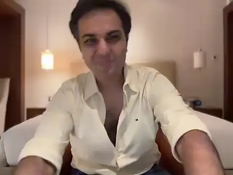 immog727 online show from February 13, 2026, 6:19 pm