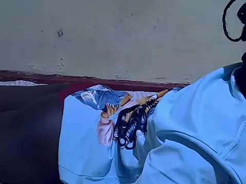 Snapshot of Medilina_01 chatting on October 25, 2025, 12:50 pm Medilina 01 online show from October 25, 2025, 12:50 pm