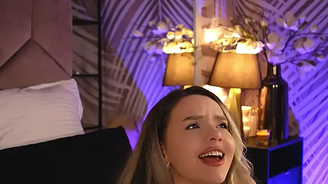 KatyaBelle online show from November 17, 2025, 8:57 pm