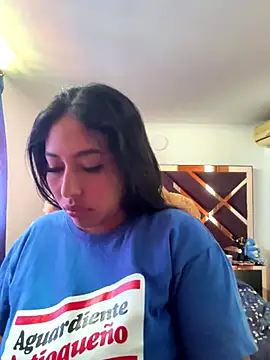 Snapshot of emmyjhonson07 chatting on October 31, 2025, 2:13 pm emmyjhonson07 online show from October 31, 2025, 2:13 pm