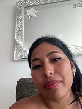 Snapshot of emmyjhonson07 chatting on September 17, 2025, 2:52 pm emmyjhonson07 online show from September 17, 2025, 2:52 pm