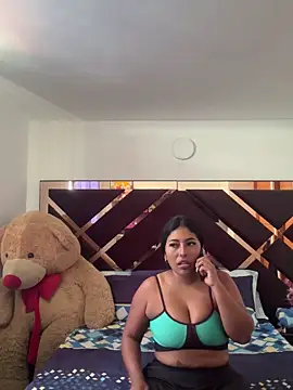 Snapshot of emmyjhonson07 chatting on October 14, 2025, 2:17 pm emmyjhonson07 online show from October 14, 2025, 2:17 pm