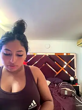 Snapshot of emmyjhonson07 chatting on December 3, 2025, 2:16 pm emmyjhonson07 online show from December 3, 2025, 2:16 pm