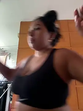 Snapshot of emmyjhonson07 chatting on October 1, 2025, 2:10 pm emmyjhonson07 online show from October 1, 2025, 2:10 pm