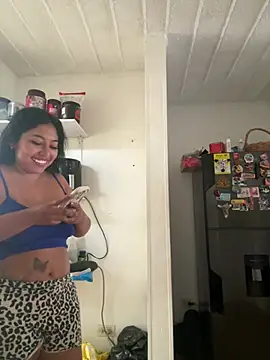 emmyjhonson07 online show from June 2, 2026, 12:49 pm