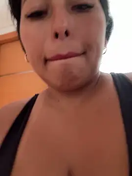 Snapshot of emmyjhonson07 chatting on November 10, 2025, 3:06 pm emmyjhonson07 online show from November 10, 2025, 3:06 pm