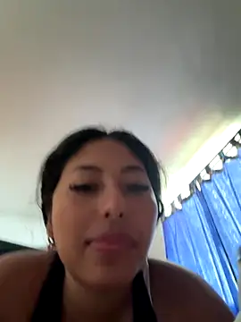 Snapshot of emmyjhonson07 chatting on October 29, 2025, 4:17 pm emmyjhonson07 online show from October 29, 2025, 4:17 pm