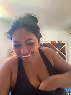 Snapshot of emmyjhonson07 chatting on October 22, 2025, 3:33 pm emmyjhonson07 online show from October 22, 2025, 3:33 pm