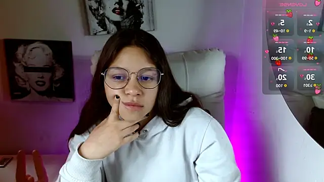 Snapshot of SamanthaRoldaan chatting on September 24, 2025, 3:29 pm SamanthaRoldaan online show from September 24, 2025, 3:29 pm