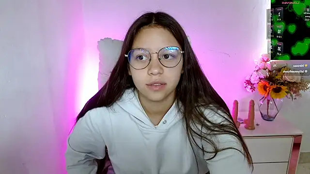 Snapshot of SamanthaRoldaan chatting on September 14, 2025, 4:40 pm SamanthaRoldaan online show from September 14, 2025, 4:40 pm