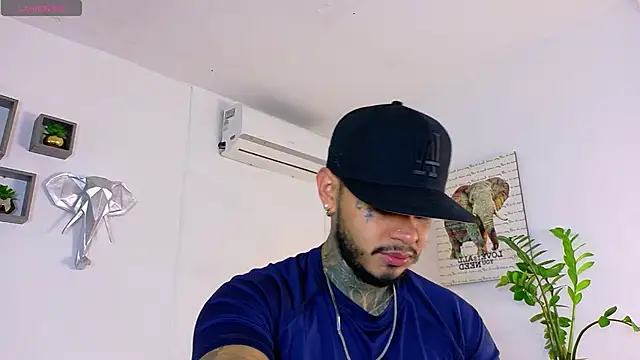 JordanSmiith  online show from February 17, 2026, 8:39 pm