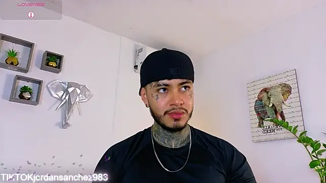 JordanSmiith  online show from February 11, 2026, 7:58 pm