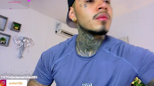 JordanSmiith  online show from March 13, 2026, 8:14 pm