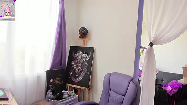 Snapshot of witchviolet chatting on September 14, 2025, 1:00 pm witchviolet online show from September 14, 2025, 1:00 pm