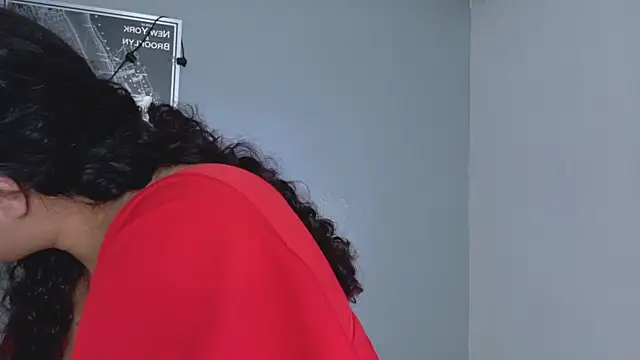 Snapshot of eva_daemon chatting on December 22, 2025, 12:05 pm eva daemon online show from December 22, 2025, 12:05 pm