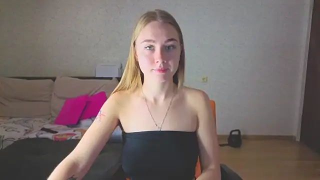 natali2550 online show from November 14, 2025, 6:28 am