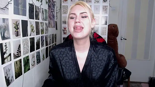 CapriScorpion online show from March 12, 2026, 1:26 pm