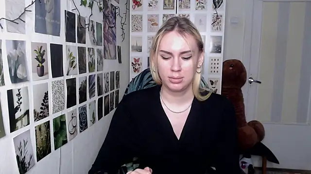 CapriScorpion online show from February 15, 2026, 2:16 pm