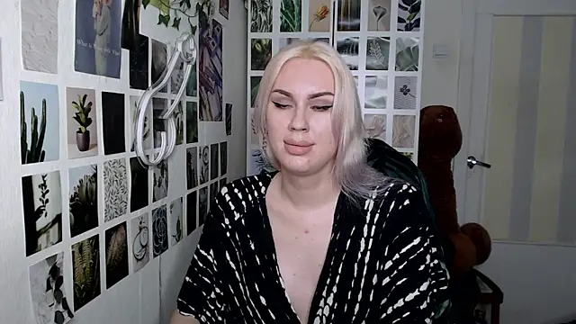 CapriScorpion online show from November 7, 2025, 12:53 pm