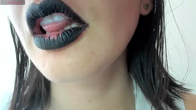 Snapshot of queen_fetish chatting on January 31, 2026, 7:12 pm queen fetish online show from January 31, 2026, 7:12 pm