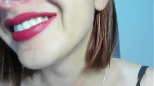 Snapshot of queen_fetish chatting on February 17, 2026, 10:34 am queen fetish online show from February 17, 2026, 10:34 am