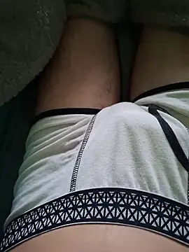 FreezingTie850 online show from March 29, 2026, 7:43 am