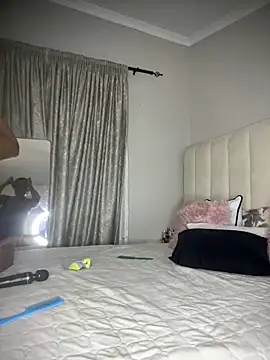 Snapshot of Bustygoddess32 chatting on December 21, 2025, 10:21 pm Bustygoddess32 online show from December 21, 2025, 10:21 pm